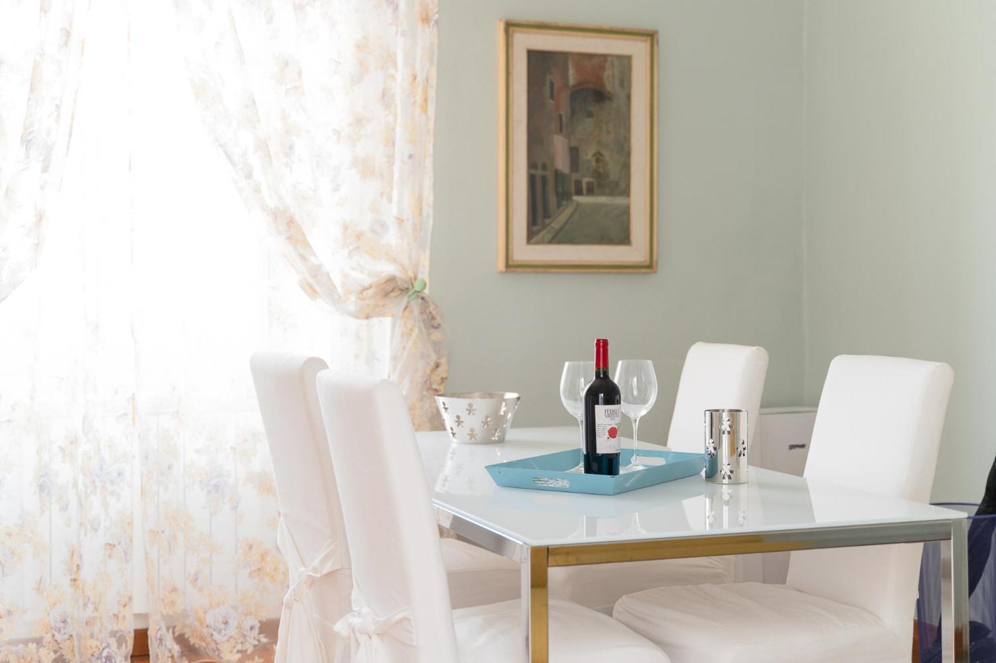 The Florence Dream Terrace - Elena Grey Rum bild