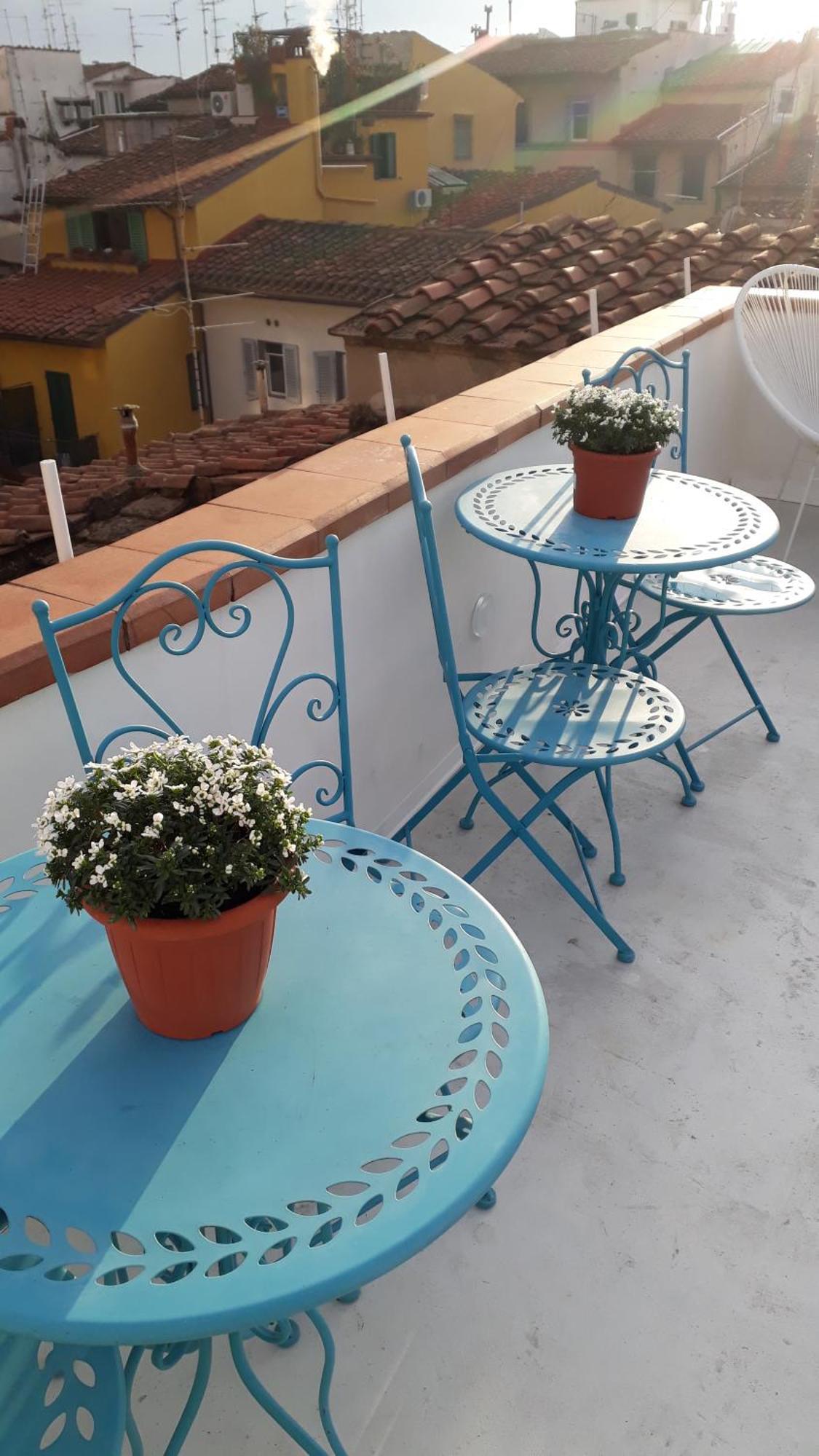 The Florence Dream Terrace - Elena Grey Rum bild
